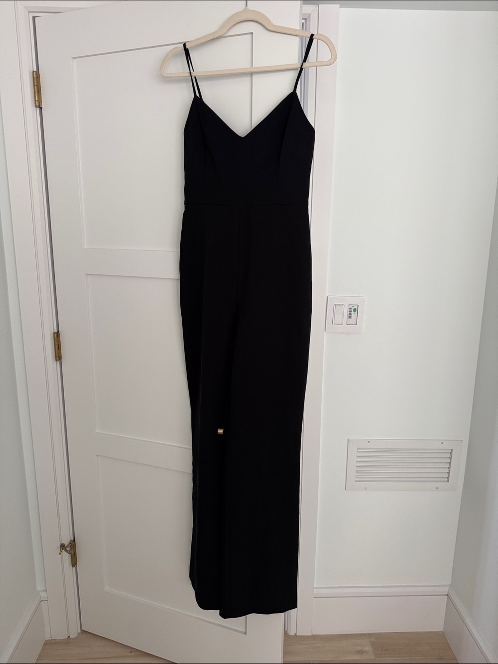 Lovers + Friends Lavinia Black Jumpsuit Wide Leg Ponte Minimal Chic Size Small - Picture 5 of 6